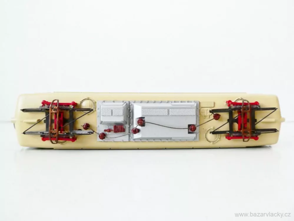 H0 LIMA Elektrická lokomotiva BR 112 500-4 DB TOP STAV