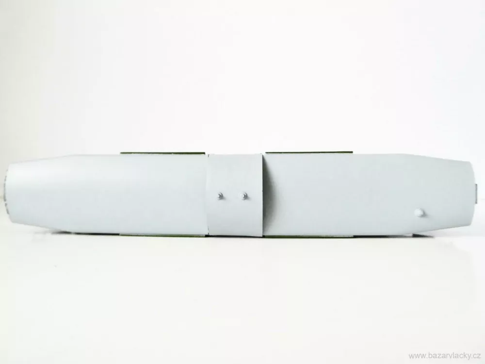 H0 SCHICHT Zavazadlový vůz 621-030 s posuvnými vraty DR TOP STAV NEPOUŽITÝ 