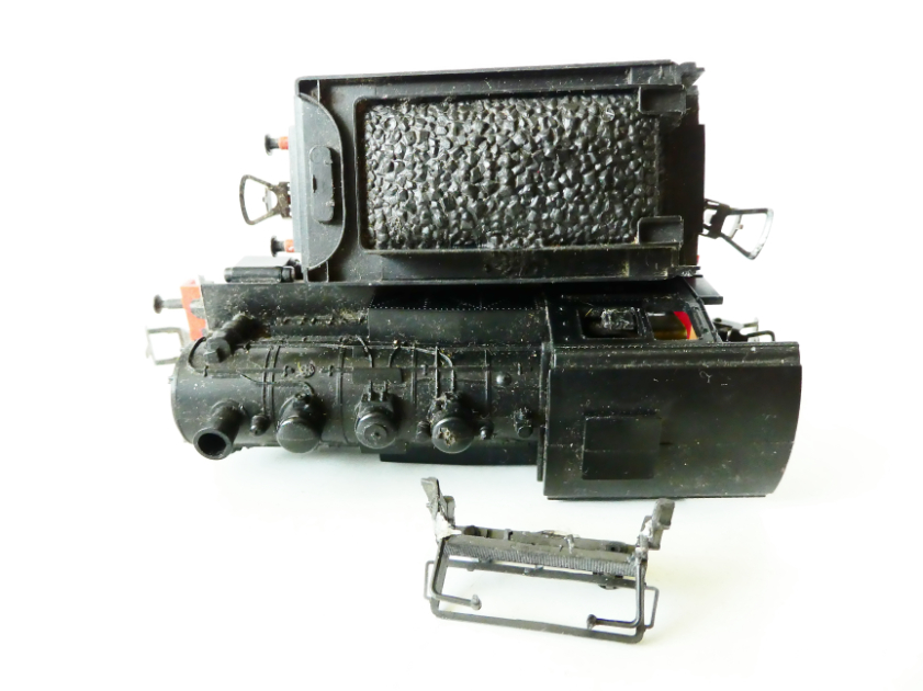 H0 PIKO Parní lokomotiva s tendrem BR 98 002 DR NA RENOVACI (JEDE PERFEKTNĚ, ale zadní část byla lepena tavnou pistolí)