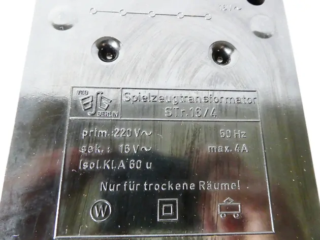 Regulační transformátor ( trafo ) BfG VEB BERLIN Str.16/4 v originální krabici PĚKNÝ STAV