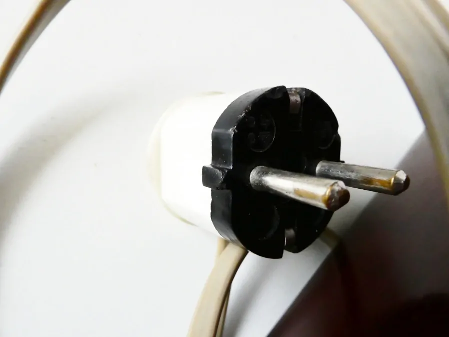 Bakelitové trafo PIKO Typ ME004 PĚKNÝ STAV