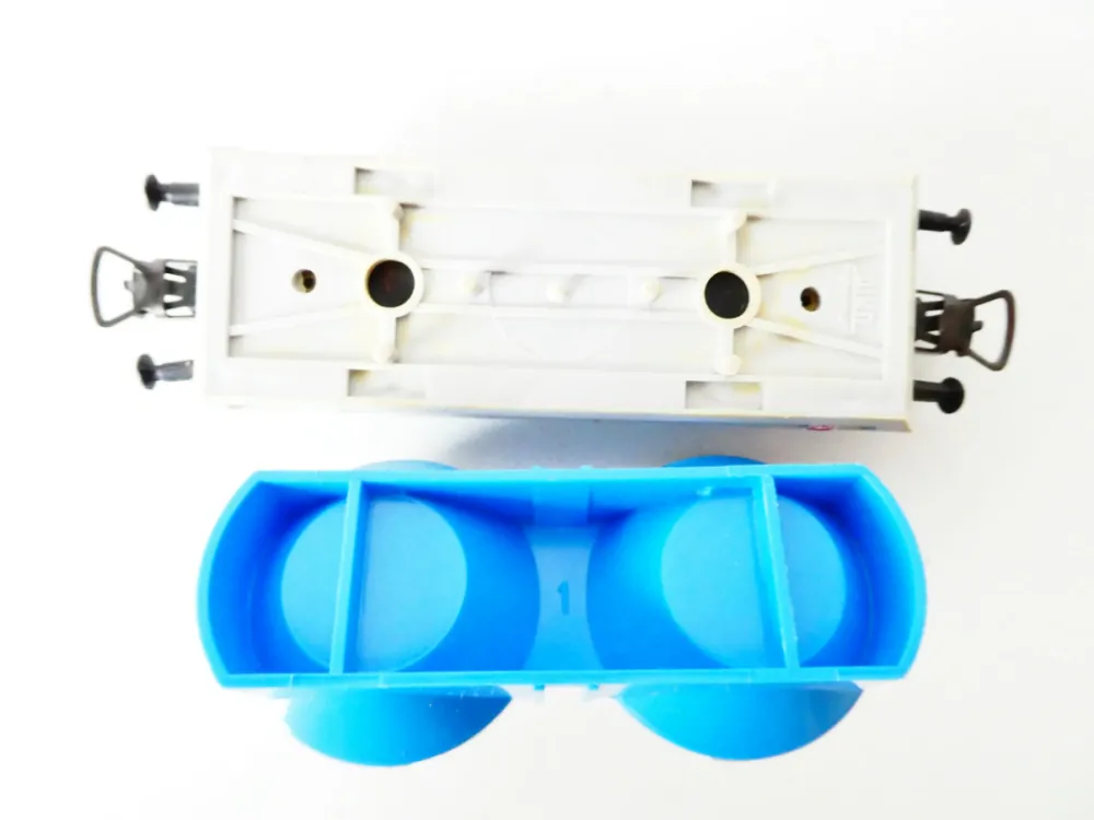 H0 PIKO Cisternový vůz s dvojitou cisternou PĚKNÝ STAV