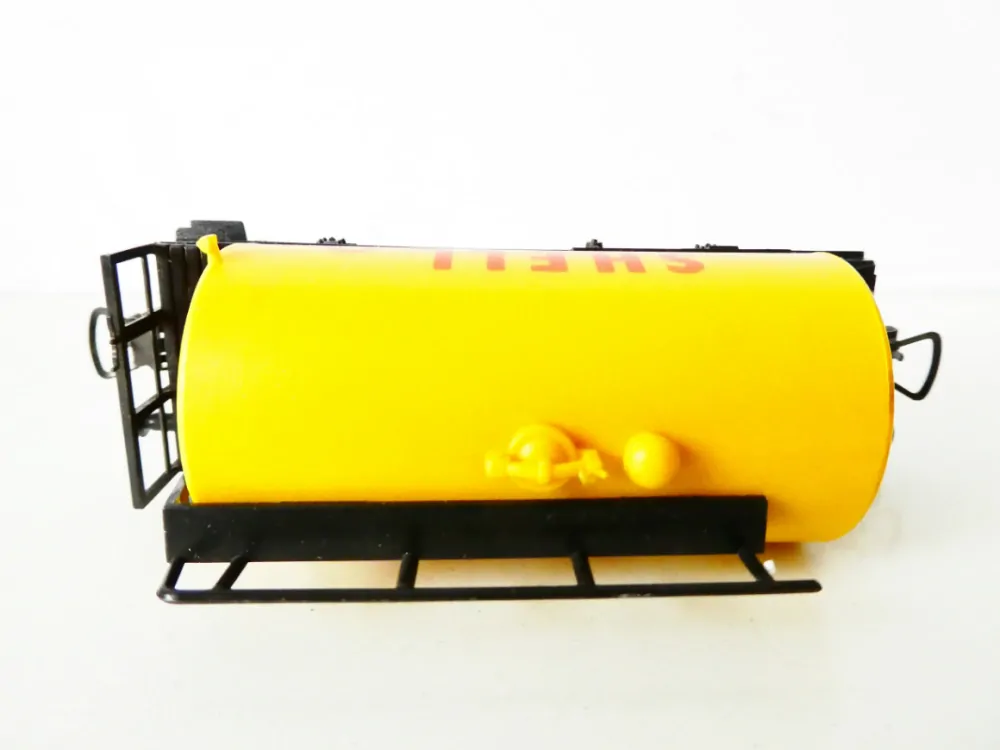 H0 PIKO Cisternový vůz SHELL  583 439 DB OCELOVÁ KOLA v krabičce