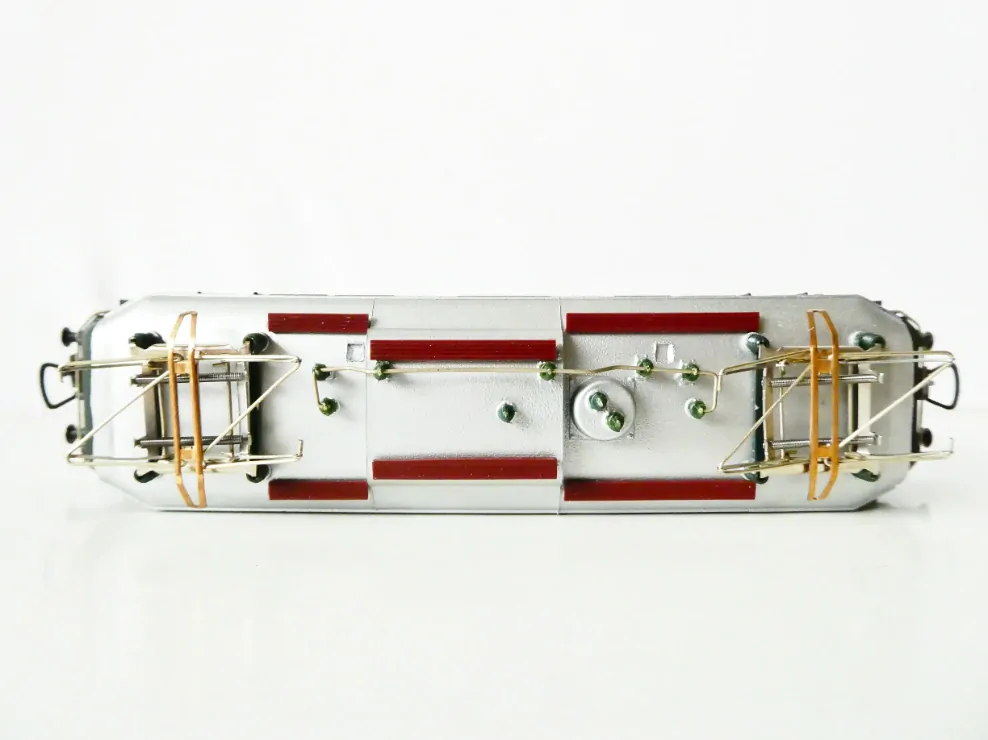 H0 PIKO Elektrická lokomotiva BR 144 137-0 DR OSVĚTLENÁ TOP STAV NEPOUŽITÁ v orig. krabičce 