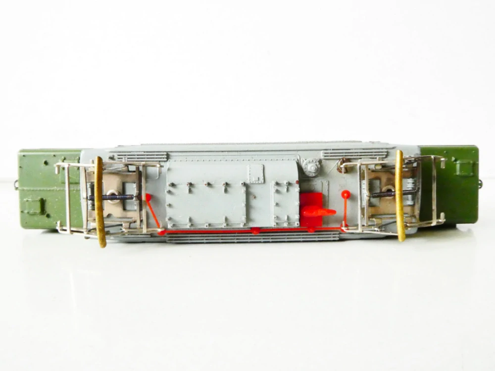 TT BTTB/ZEUKE  Elektrická lokomotiva BR 254 065-6 DR OSVĚTLENÁ TOP STAV v krabičce