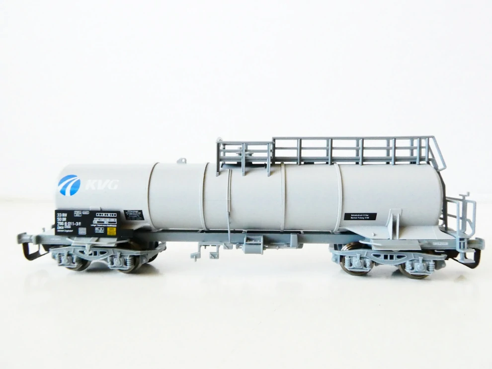 TT TILLIG 15420 Cisternový vůz KVG 33 50 786 8 011-3 Zacs DR TOP STAV NEPOUŽITÝ v orig. krabičce s doplňky