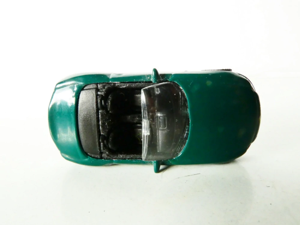 H0 Osobní automobil Cabriolet zelený Ferrero