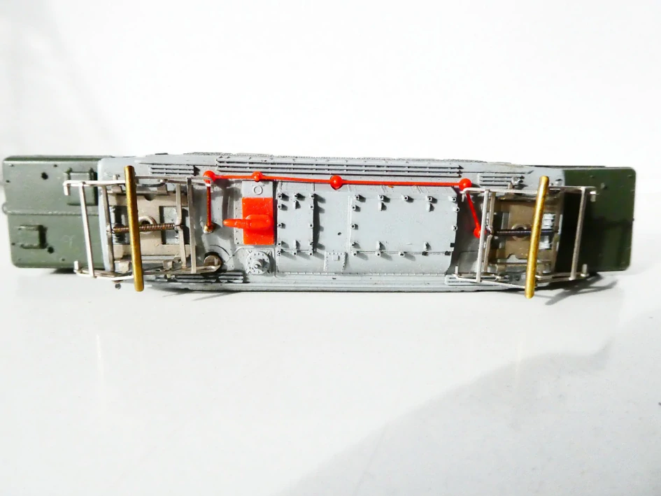 TT BTTB Elektrická lokomotiva E 94 065 DR OSVĚTLENÁ PĚKNÝ STAV