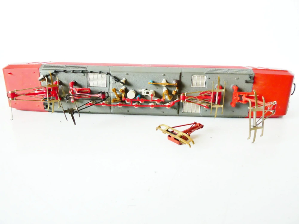 H0 PIKO Elektrická lokomotiva BR 189 005-2 DB NA OPRAVU SBĚRAČE (jede perfektně, svítí)