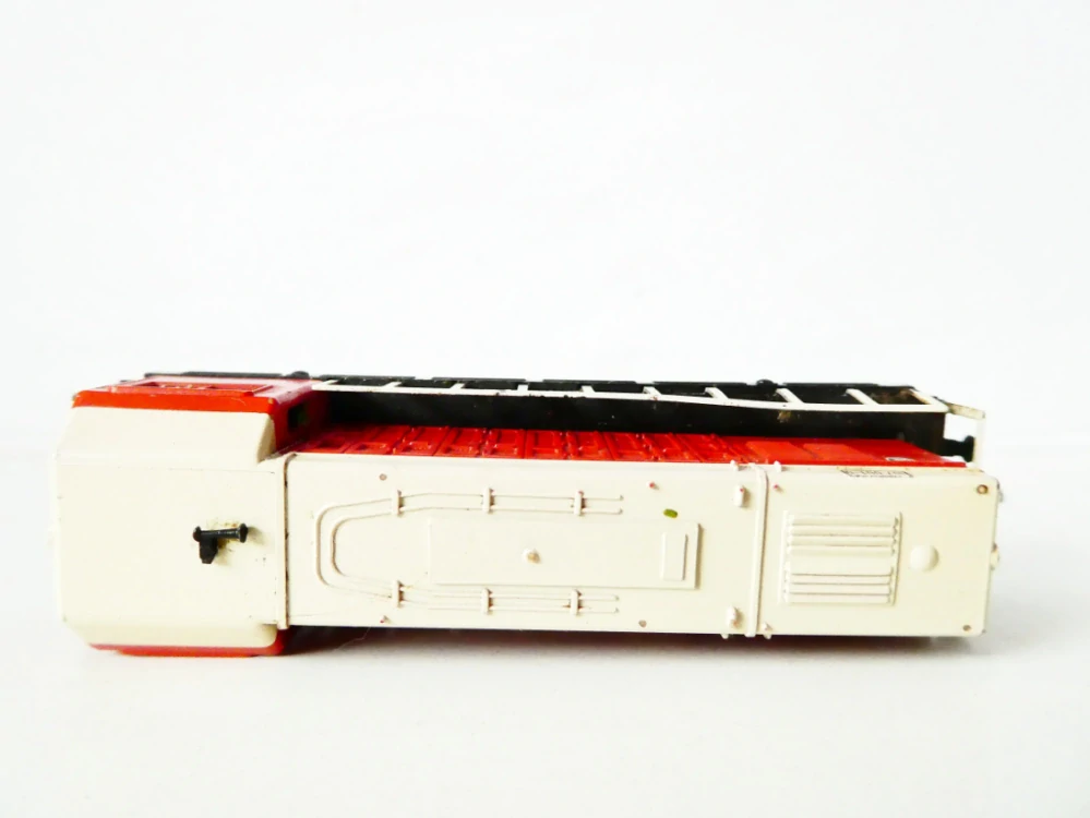 TT BTTB Dieselová lokomotiva BR 107 001-0 DR NA OPRAVU (NEJEDE)