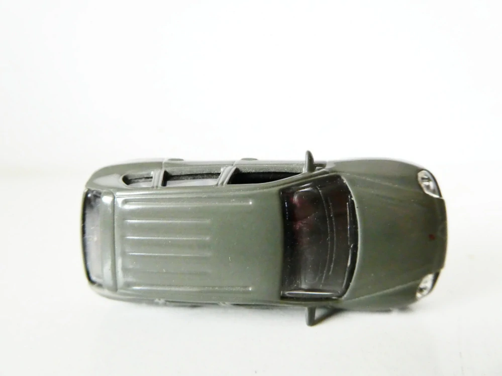 H0 Osobní automobil PORSCHE TOP STAV