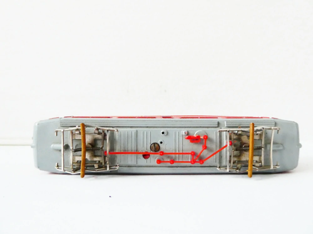 TT BTTB GÜTZOLD Elektrická lokomotiva E 11 022 DR