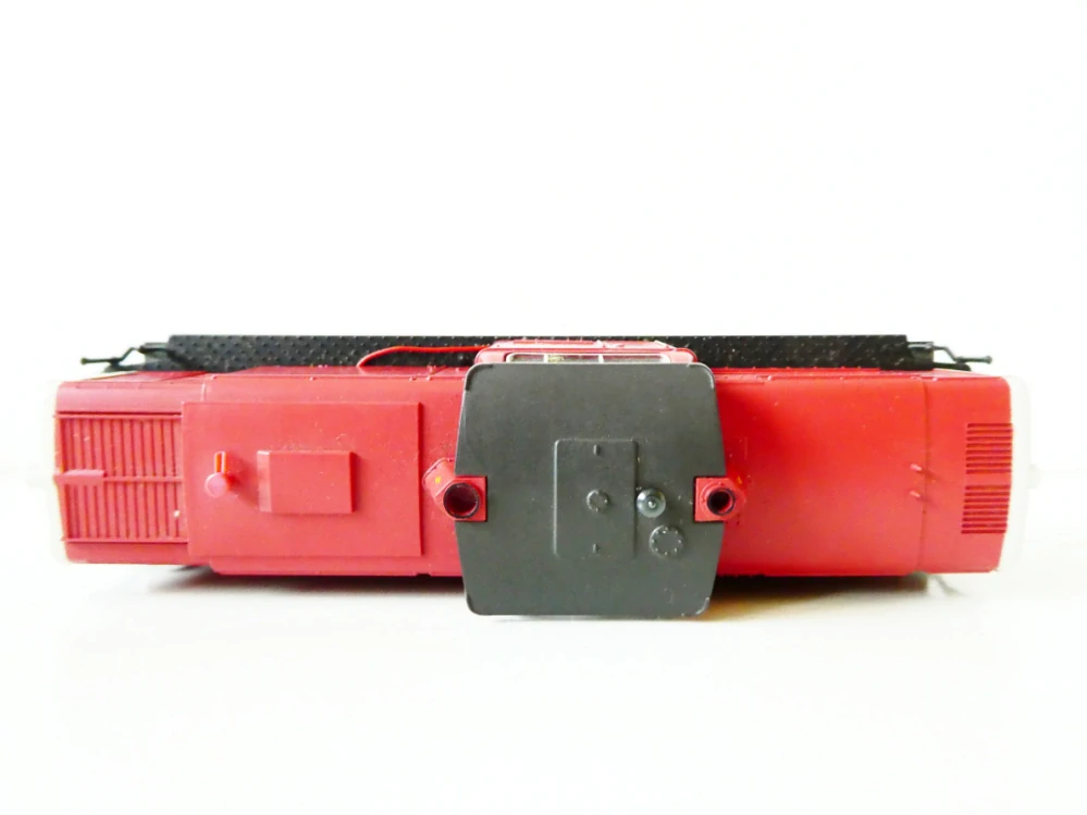 H0 FLEISCHMANN Dieselová lokomotiva BR 212 242-2 DB OSVĚTLENÁ TOP STAV NEPOUŽÍVANÁ