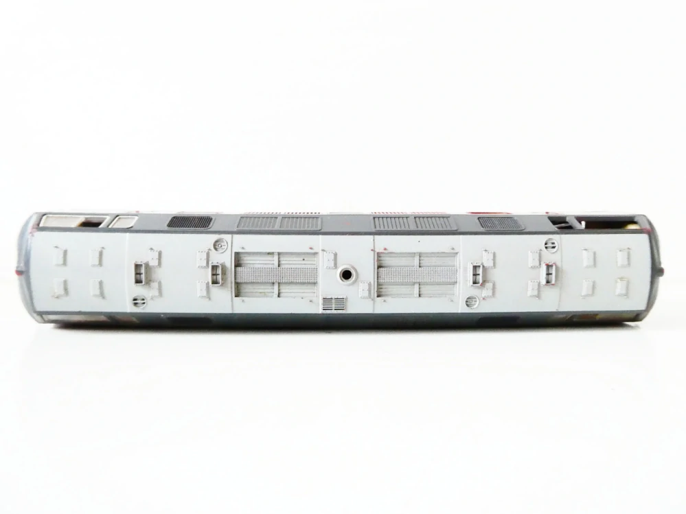 H0 FLEISCHMANN Dieselová lokomotiva BR 221 131-6 DB 
