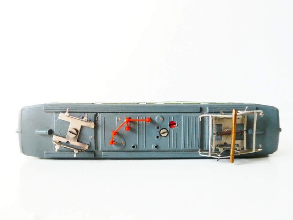 TT ZEUKE Elektrická lokomotiva E 42 018 DR OSVĚTLENÁ NA OPRAVU NEBO NÁHRADNÍ DÍLY