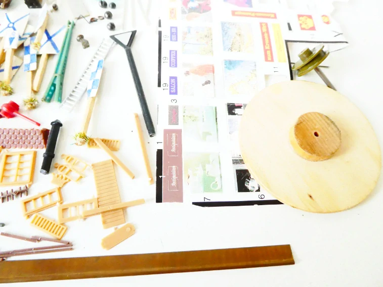 TT/H0 MIX SET Zbytky domků a staveb (vše, co je na foto)