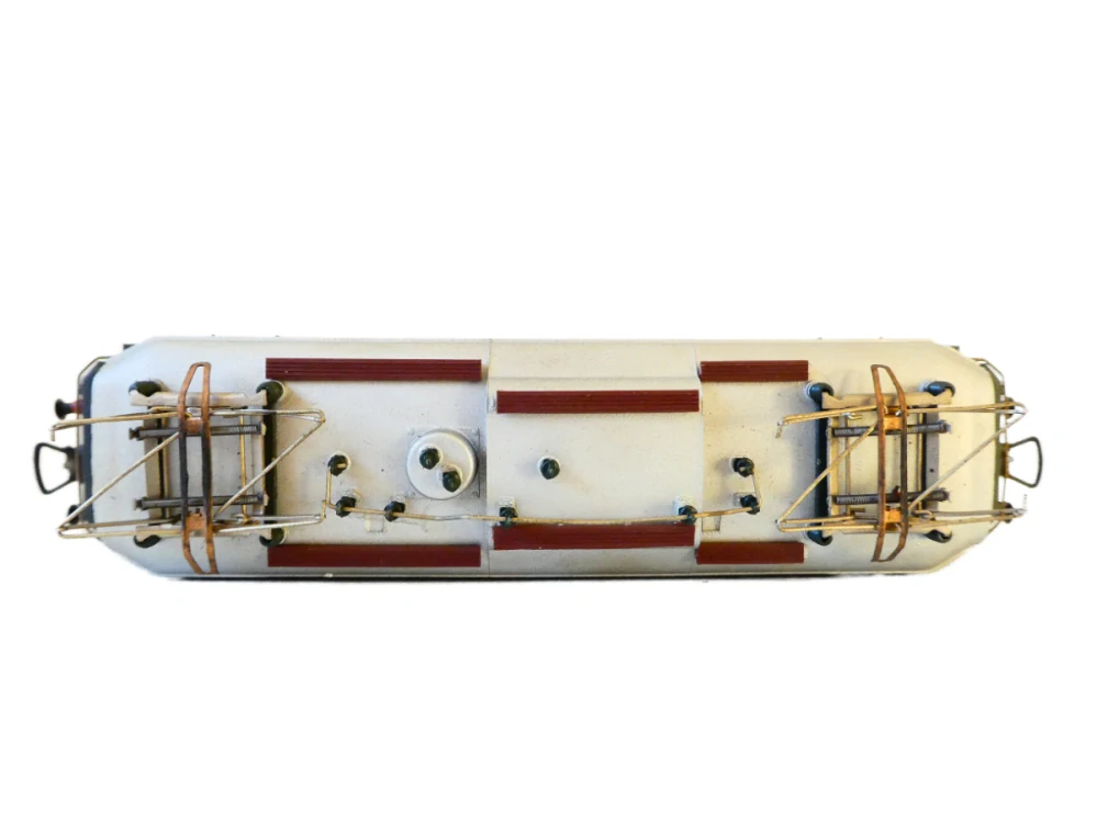 H0 PIKO Elektrická lokomotiva BR 244 068-3 DR NA OPRAVU (NEJEDE)