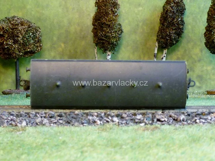 TT BTTB Osobní vůz 2. tř. 1753 KPEV