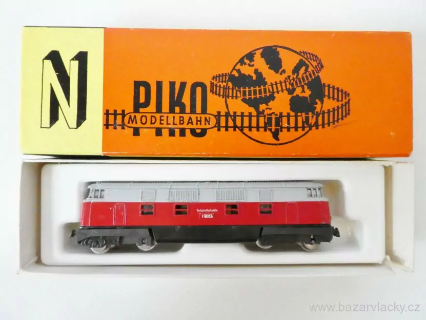 N PIKO Dieselová lokomotiva V 180 006 DR TOP STAV