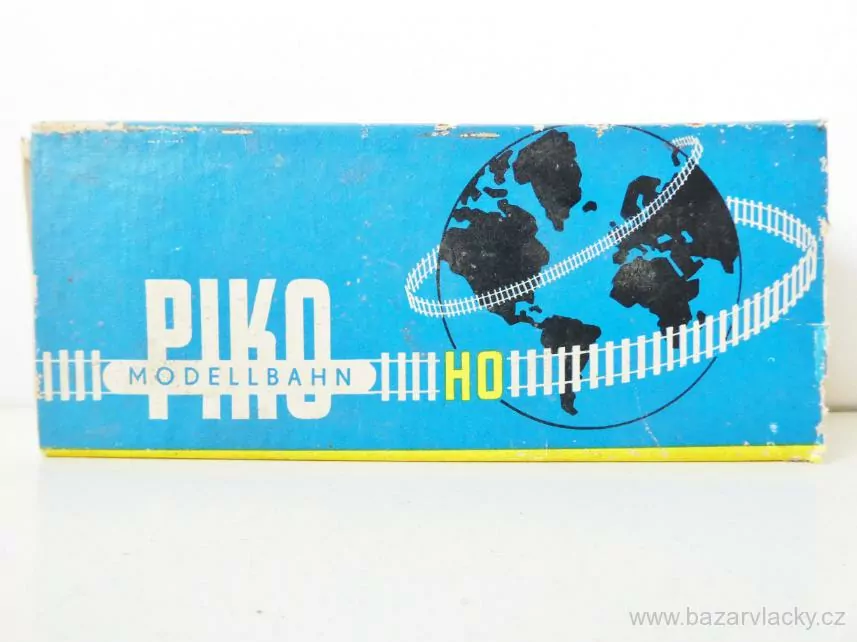 H0 PIKO Osobní vůz 530-303 DR