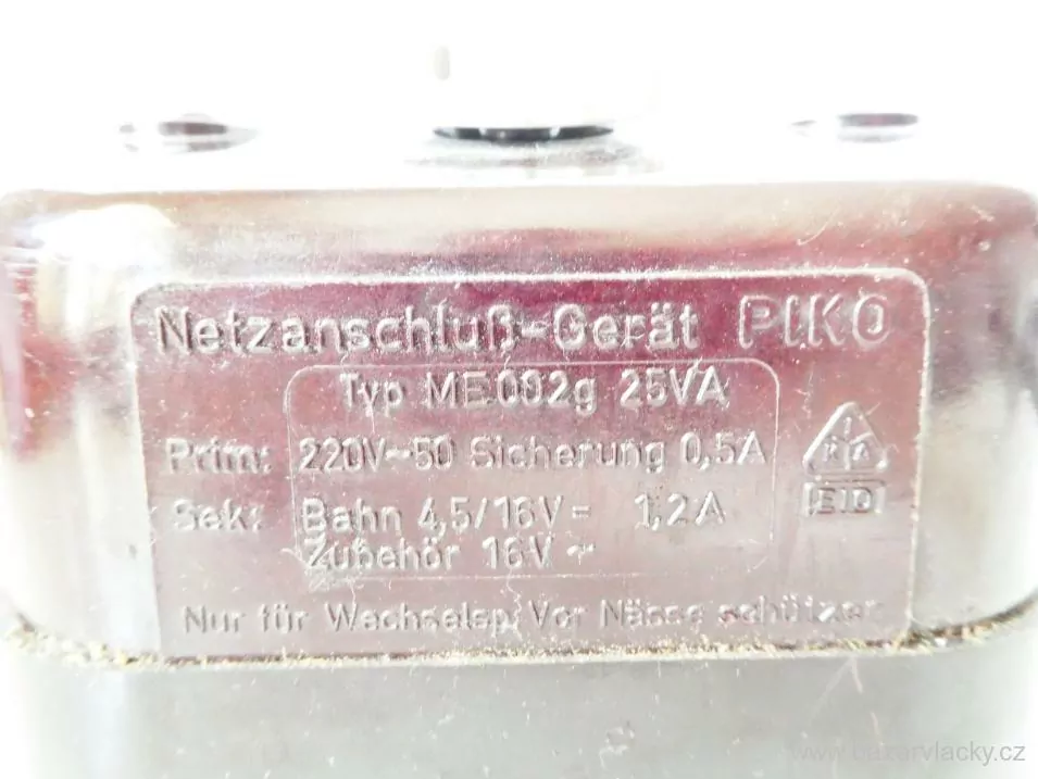 Bakelitové trafo PIKO Typ ME002g 25VA
