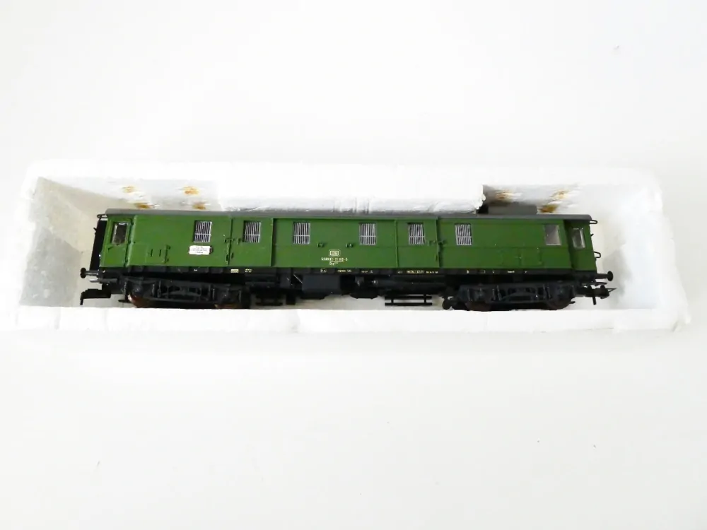 H0 ROCO Zavazadlový vůz 50 80 92-11 110-5 DB TOP STAV NEPOUŽITÝ