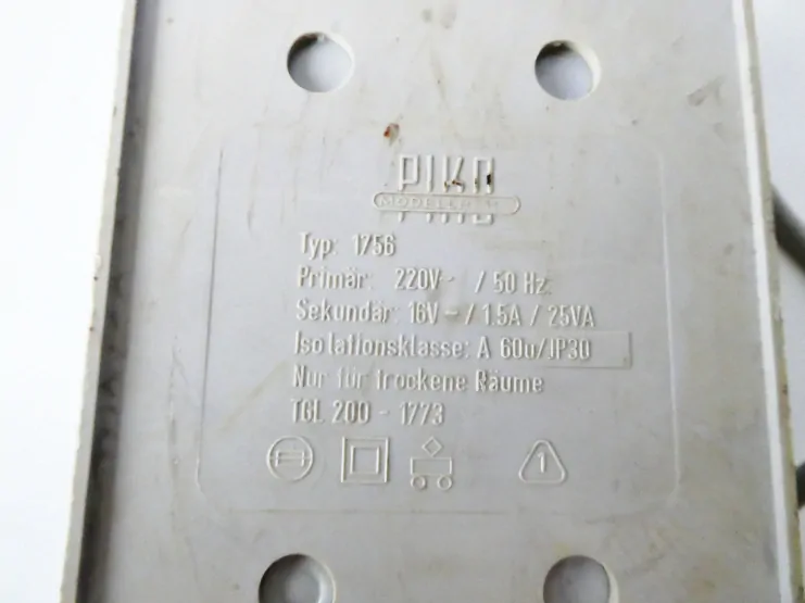 PIKO Z1 Transformátor ( trafo ) typ 1756 PĚKNÝ STAV