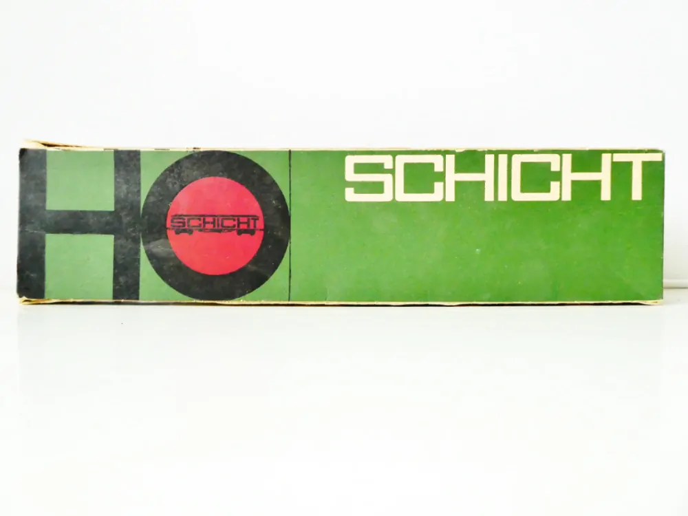 H0 SCHICHT Osobní vůz 2. tř. MAV OSVĚTLENÝ TOP STAV NEPOUŽÍVANÝ v krabičce
