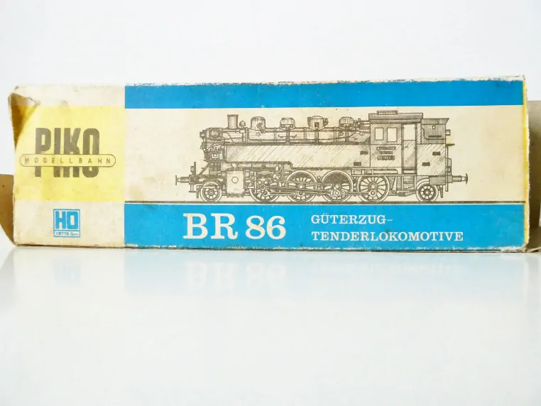 H0 PIKO Parní lokomotiva BR 86 1800-1 DR PĚKNÝ STAV NEPOUŽÍVANÁ v orig. krabičce
