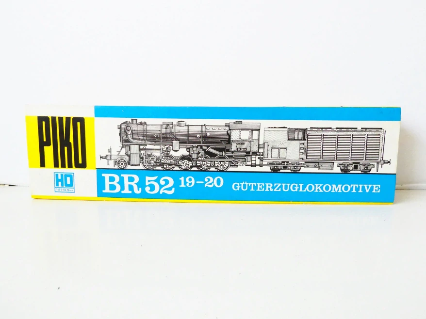 H0 PIKO Parní lokomotiva BR 52 2006 DR v krabičce