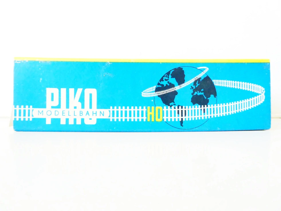 H0 PIKO Nákladní vůz krytý 197 1986-7 DR TOP STAV