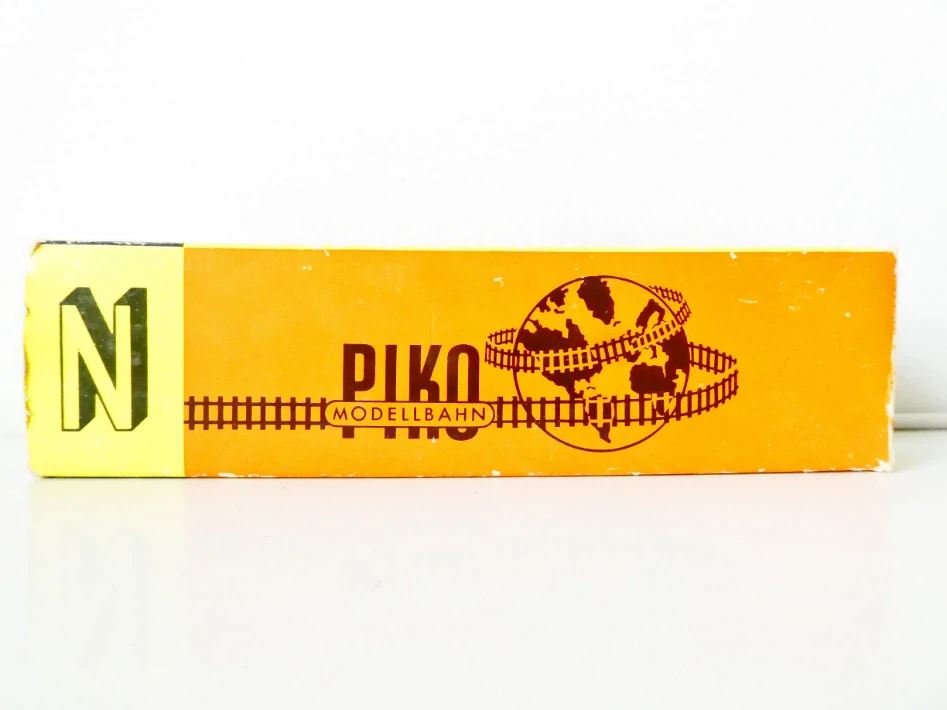 N SCHICHT/PIKO Osobní vůz 1. a 2. tř. 51-50-39 40 072-3 DR v orig. krabičce