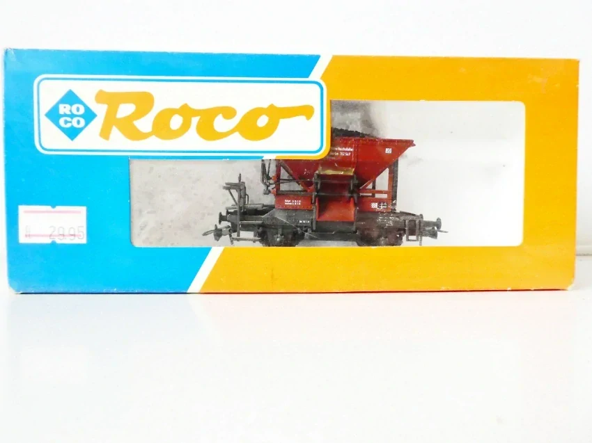 H0 ROCO 46130 Samovýsypný vůz 702 547 Berlin s nákladem štěrku DR v krabičce