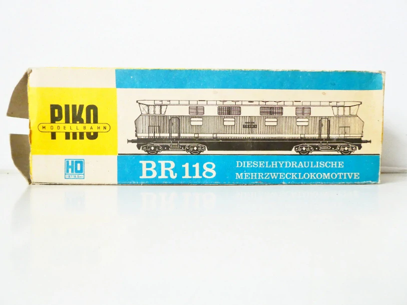 H0 PIKO Dieselová lokomotiva BR 118 181-7 DR OSVĚTLENÁ TOP STAV  v krabičce
