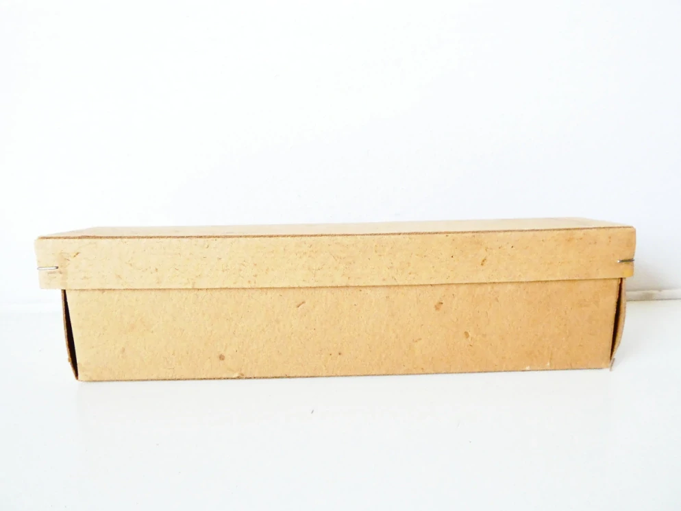 H0 SCHICHT Jídelní vůz MITROPA OSVĚTLENÝ v krabičce 