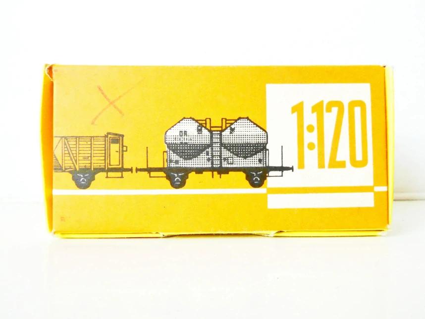 TT ZEUKE Nákladní vůz otevřený s nákladem a budkou brzdaře TOP STAV NEPOUŽITÝ v orig. krabičce