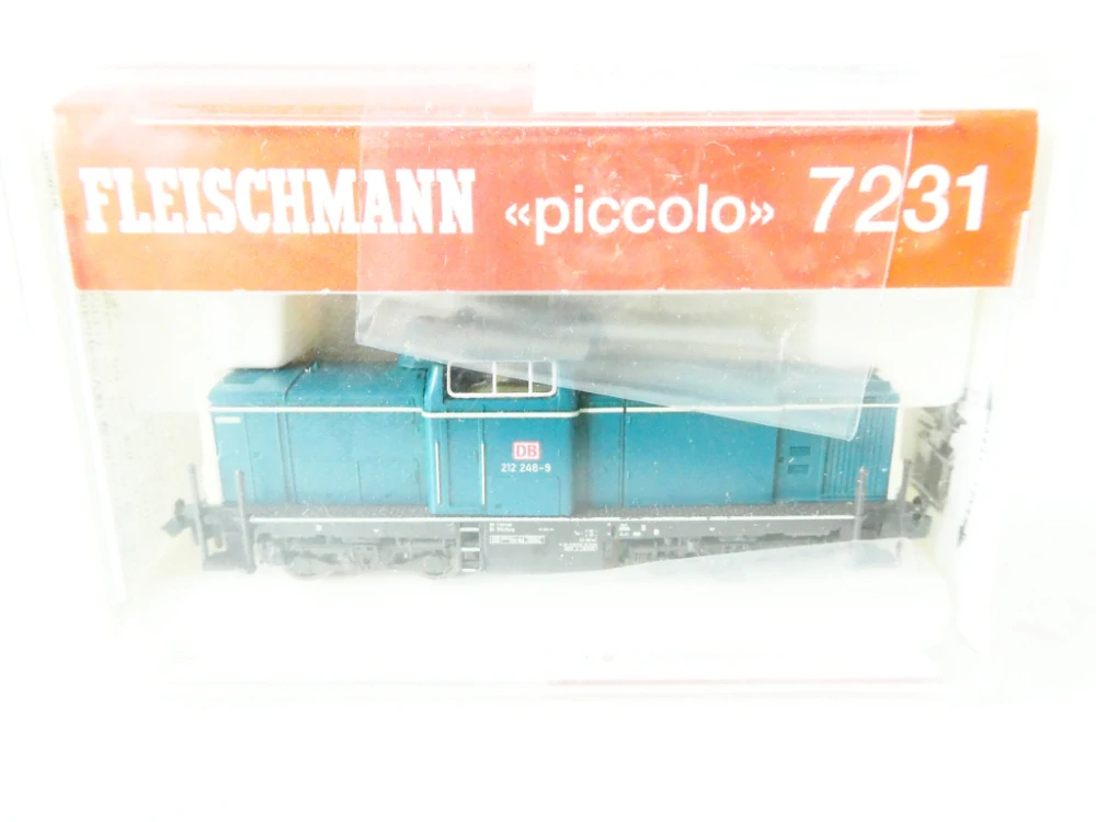 N FLEISCHMANN piccolo 7231 Dieselová lokomotiva BR 212 248-9 DB OSVĚTLENÁ TOP STAV NOVÁ NEPOUŽITÁ v originální krabičce