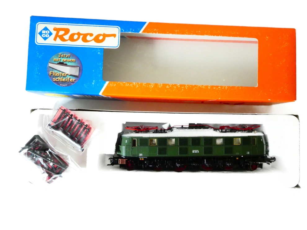 H0 ROCO 69617 Elektrická lokomotiva BR 118 034-8 DB (AC-tříkolejný systém) OSVĚTLENÁ NOVÁ NEPOUŽITÁ v originální krabici včetně doplňků a průvodního listu