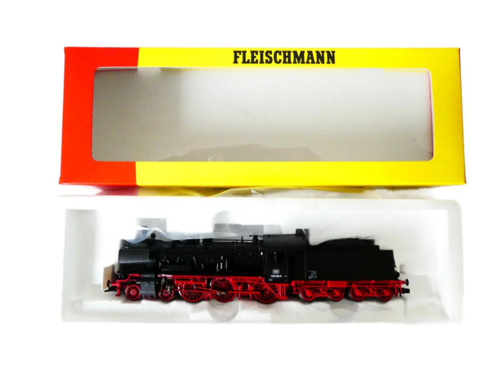 H0 FLEISCHMANN 93 4168 Parní lokomotiva BR 038 382-8 DB (limitovaná edice) OSVĚTLENÁ TOP STAV NEPOUŽITÁ v originální krabičce s průvodním listem
