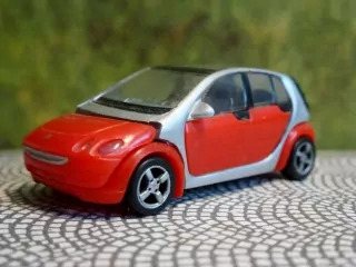 H0 Osobní automobil Forfour