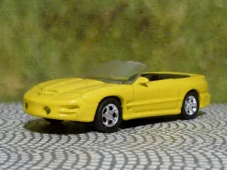 H0 Osobní automobil Cabriolet