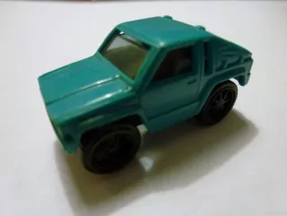 H0 Osobní automobil se setrvačníkem