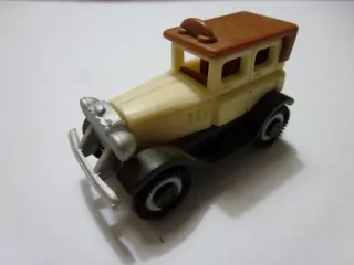 H0 Osobní automobil Old Timer výška 2,5 cm