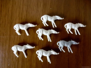 TT SET 7 ks Figurky - Kůň (k dobarvení)
