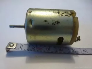 H0 - Motor do lokomotivy