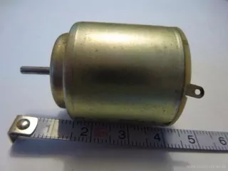 H0 - Motor do lokomotivy
