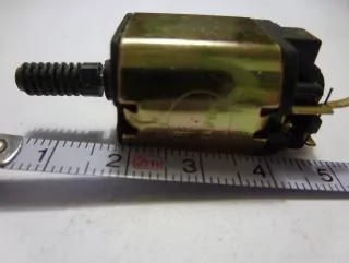 H0 - Motor do lokomotivy