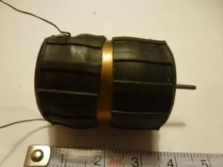 H0 - Motor do lokomotivy "S" 3203 1,5V 4-10 Nm 3200 min 