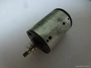 Motor do lokomotivy