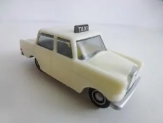 H0 FERERRO Osobní automobil TAXI